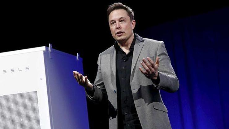 En zenginler listesinde ilk 10a giren Elon Musktan şaşırtan…
