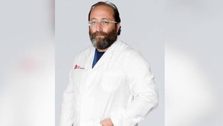 Nöroloji uzmanı Dr. İbrahim Örnek corona virüsten hayatını kaybetti