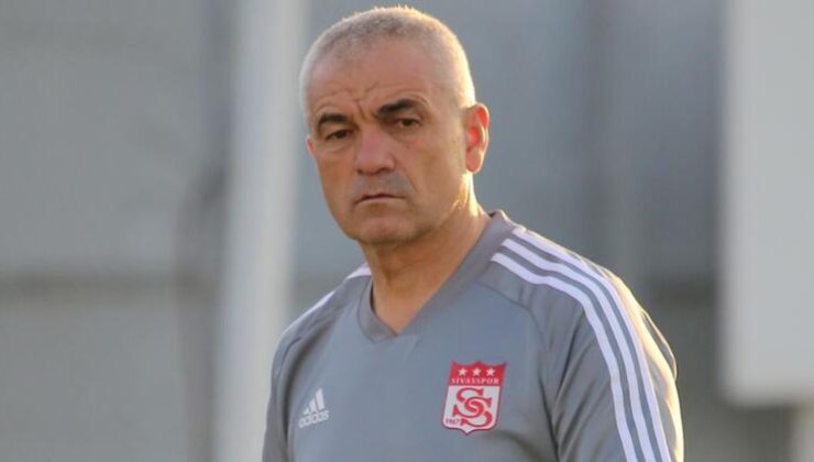 Sivasspor, Rıza Çalımbay ile 1 yıl sözleşme uzattı