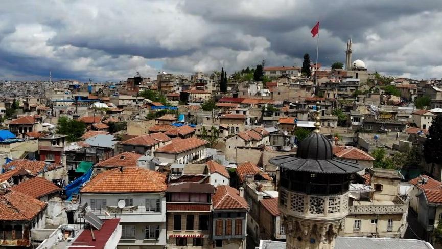 Gaziantep Valisi: Şehrimizdeki vaka artışı tehlikeli boyuta ulaşıyor!