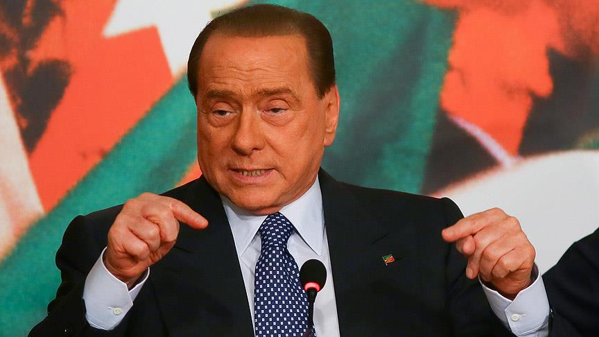 Berlusconi corona virüse yakalandı