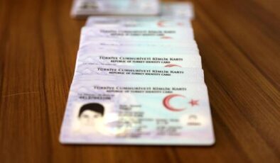 7 bin 312 yabancı Türkiye vatandaşı oldu