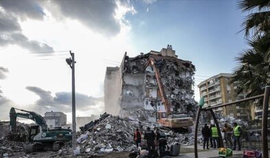 İzmirde 214 acil yıkılacak bina tespit edildi