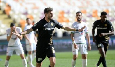Yeni Malatyapor evinde 3 puana 2 golle uzandı
