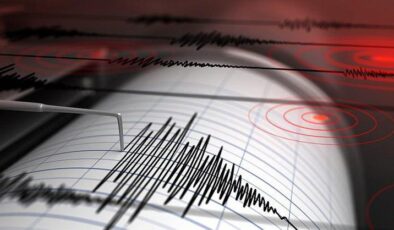 Son dakika! Antalyada 5.2 büyüklüğünde deprem