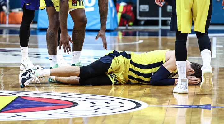 Fenerbahçe’den Jan Vesely ve Nando De Colo’nun sakatlığı hakkında açıklama