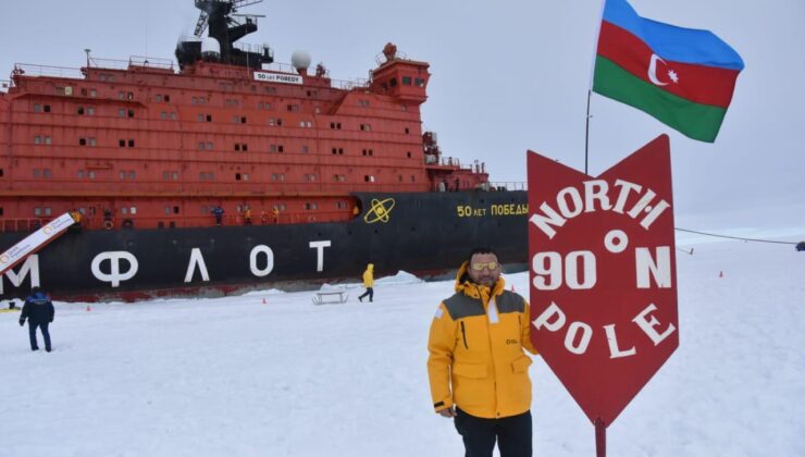 Dünyada 200 ülkeye seyahat etmiş bir Azerbaycanlı gezgin Mehraj Mahmudov.
