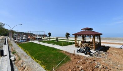 Trabzon’da bulunan Yalıncak plajı deniz sezonuna yetiştirilecek!