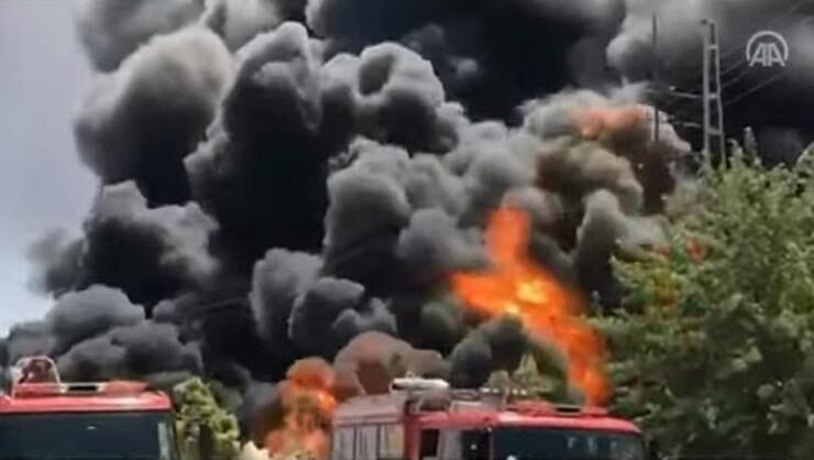 Son dakika… Gaziantepte depoda büyük yangın