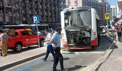 Son dakika: İzmirde belediye otobüsünde yangın çıktı! Şoför…