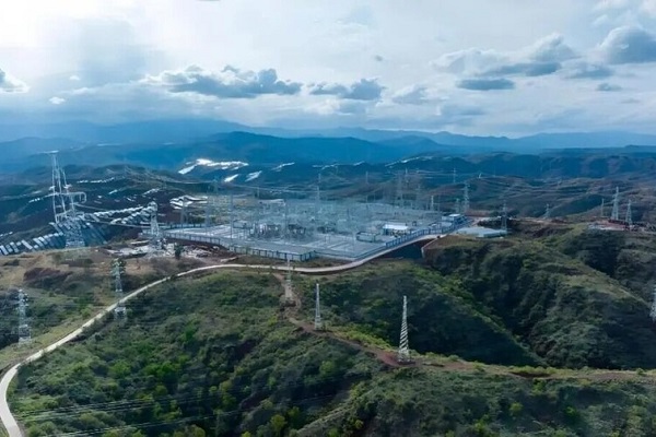 Huawei SPN, Yunnan Power Grid’in Yeni Nesil Yüksek Hızlı Taşıyıcı Ağı Kurmasına Destek Oluyor 